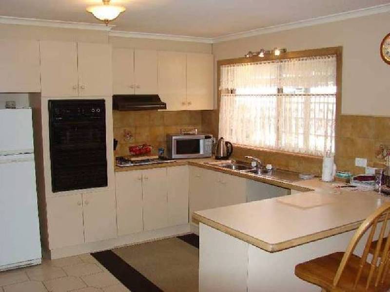 19 Anthony Street, Sunbury VIC 3429