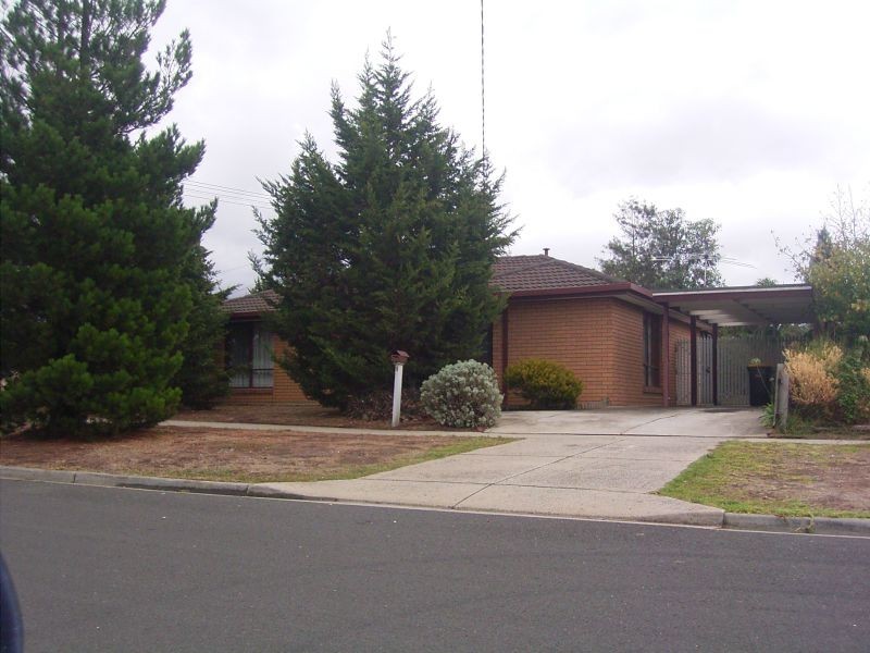 8 Search Road, Diggers Rest VIC 3427