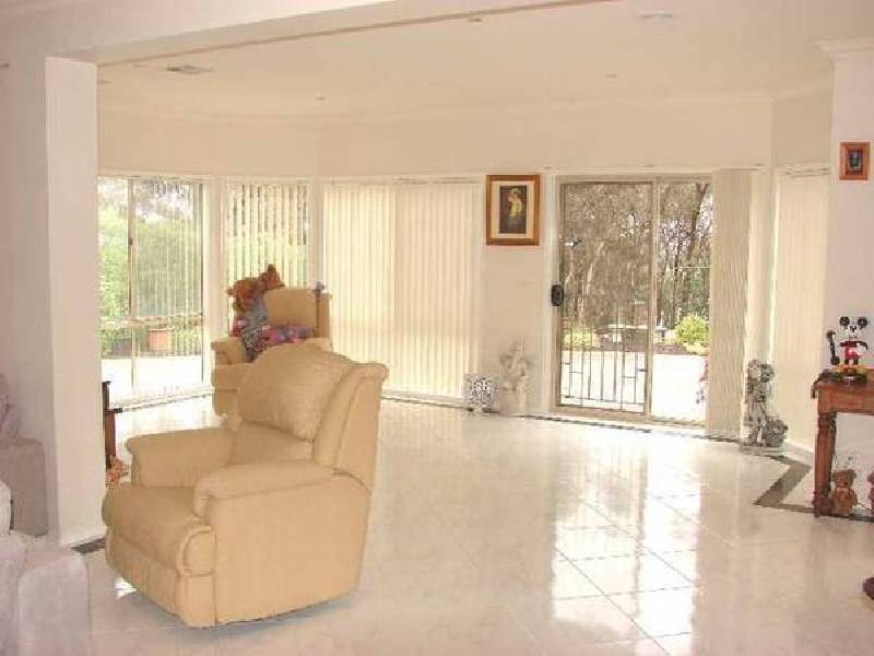 67 Fullwood Drive, Sunbury VIC 3429