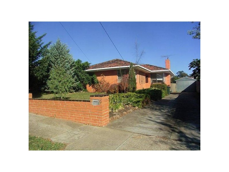 9 Lambert Avenue, Sunbury VIC 3429