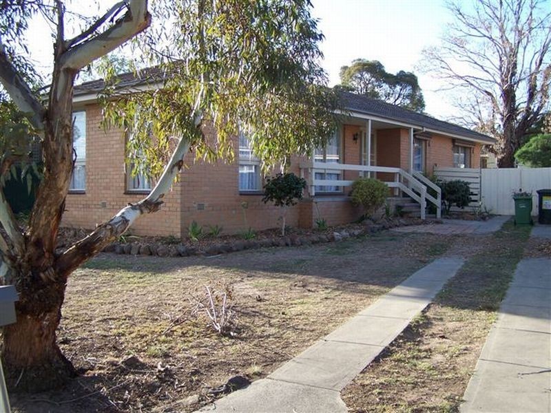 130 Charter Road West, Sunbury VIC 3429