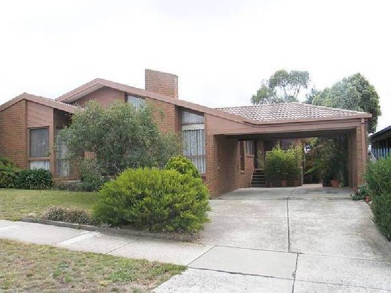 Harcombe Drive, Sunbury VIC 3429
