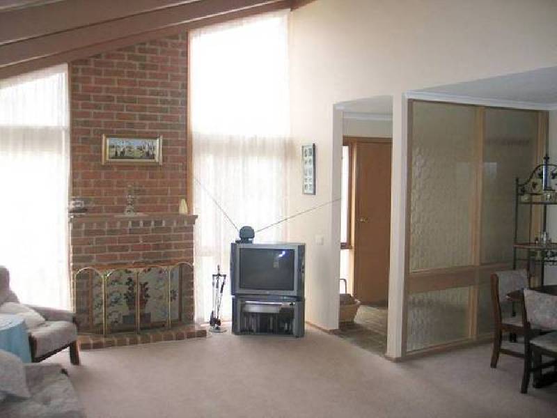 Harcombe Drive, Sunbury VIC 3429