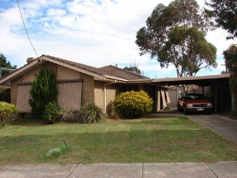 Collins Street, Sunbury VIC 3429