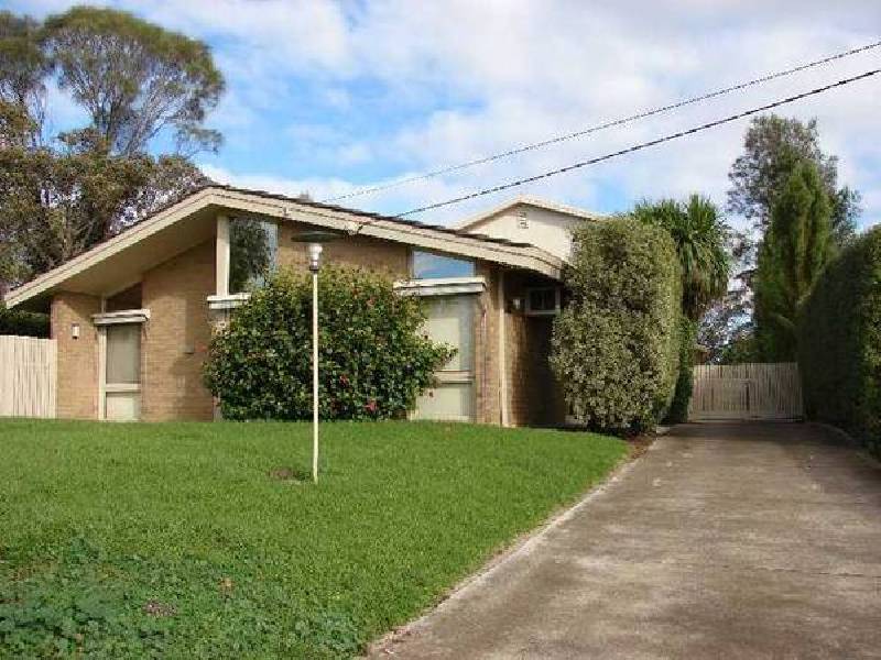 90 Station Street, Sunbury VIC 3429