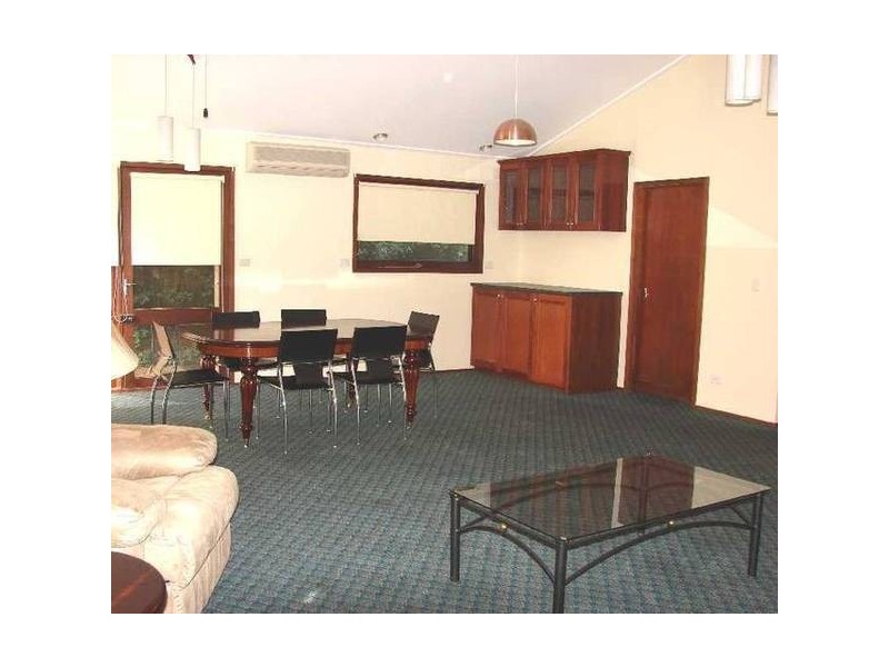 90 Station Street, Sunbury VIC 3429