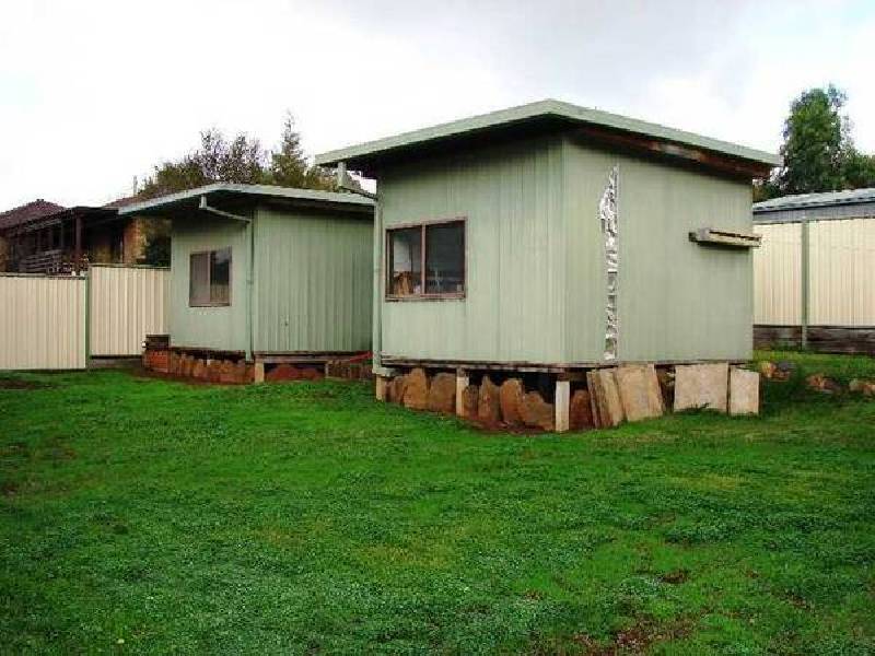 33 Vaughan Street, Sunbury VIC 3429