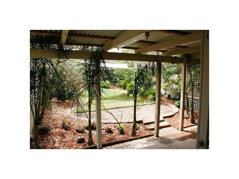 42 Marjorie Avenue, Sunbury VIC 3429
