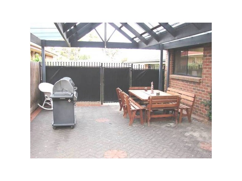 105 Stewarts Lane, Sunbury VIC 3429