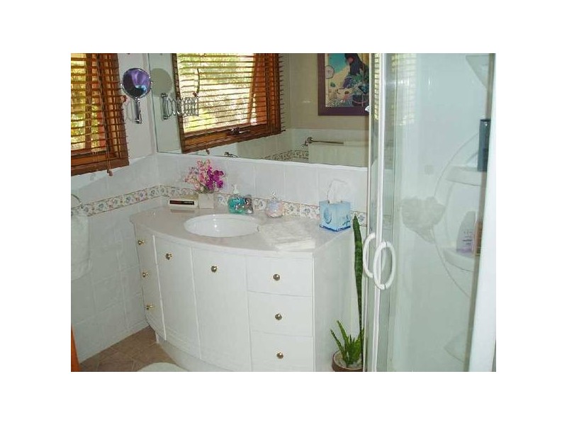 Aldridge Drive, Sunbury VIC 3429