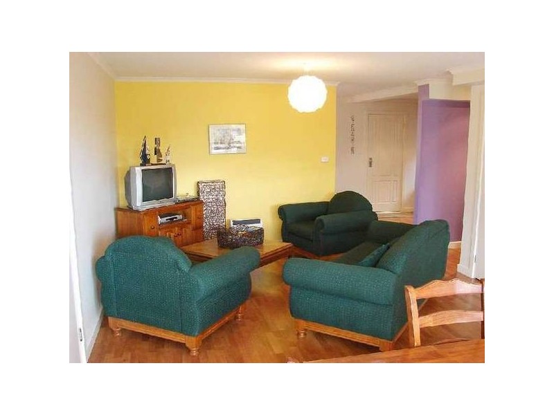 18 Lauriston Way, Sunbury VIC 3429