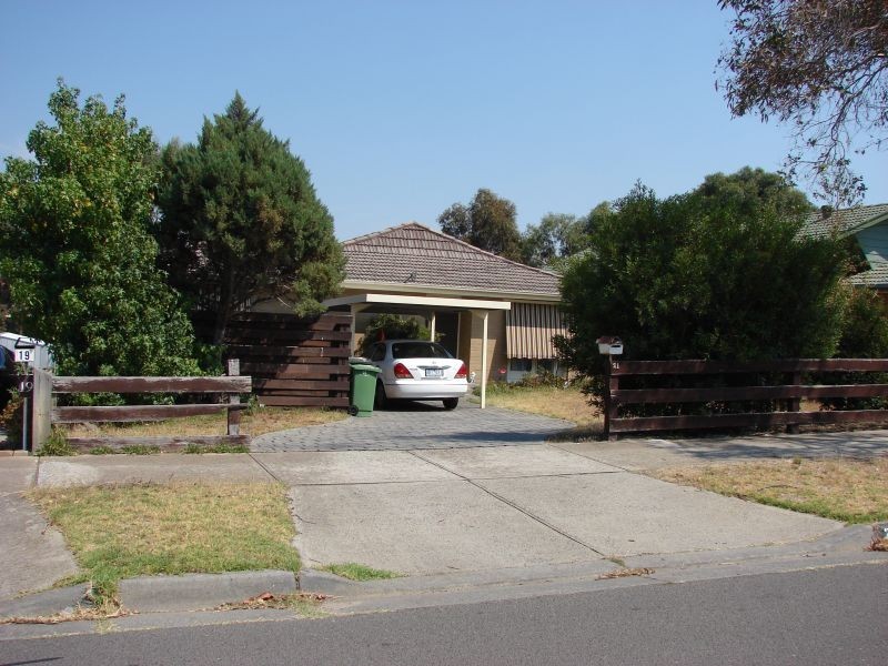 21 Blyton Crescent, Sunbury VIC 3429