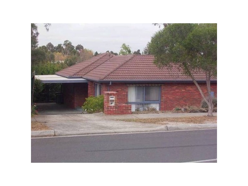 Aldridge Drive, Sunbury VIC 3429