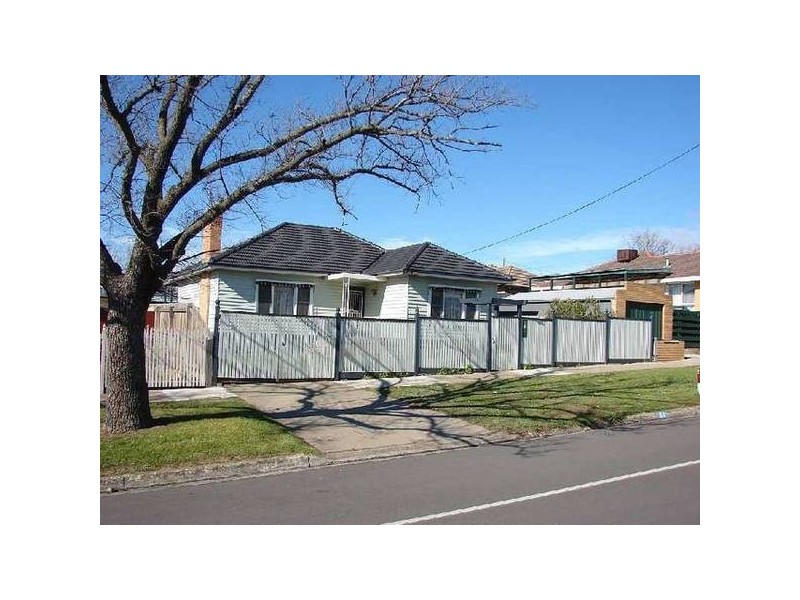 Barkly Street, Sunbury VIC 3429