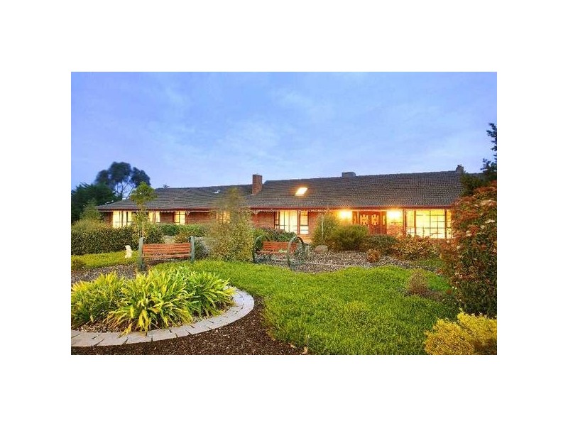 30 St Ronans Court, Sunbury VIC 3429