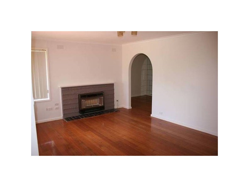 77 Dobell Avenue, Sunbury VIC 3429