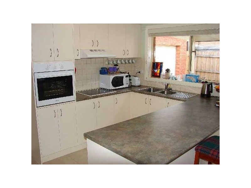 7 Kippax Street, Sunbury VIC 3429