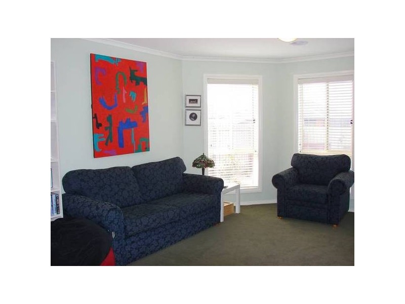 7 Kippax Street, Sunbury VIC 3429