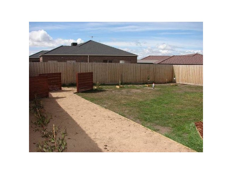 7 Kippax Street, Sunbury VIC 3429