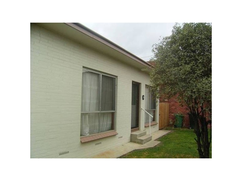 5/24 Barkly Street, Sunbury VIC 3429