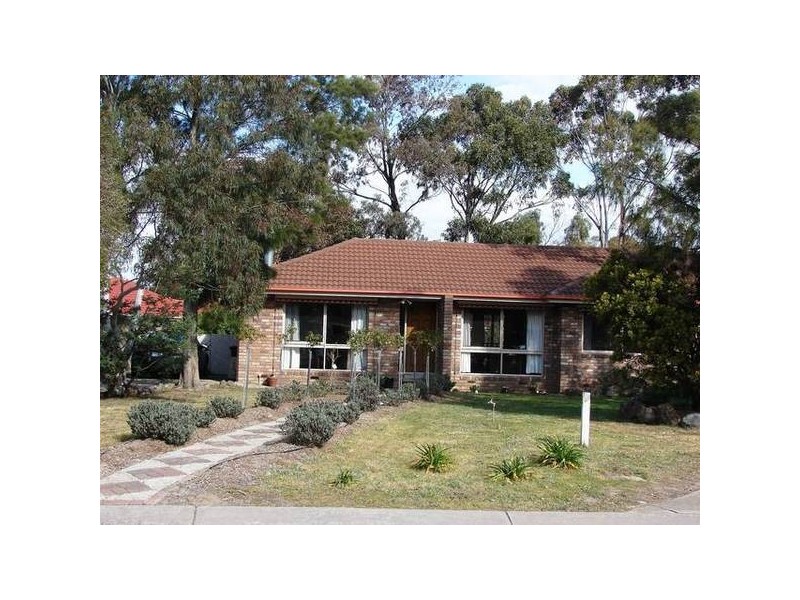 5 Monterey Court, Sunbury VIC 3429