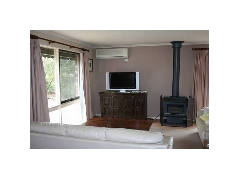 5 Monterey Court, Sunbury VIC 3429