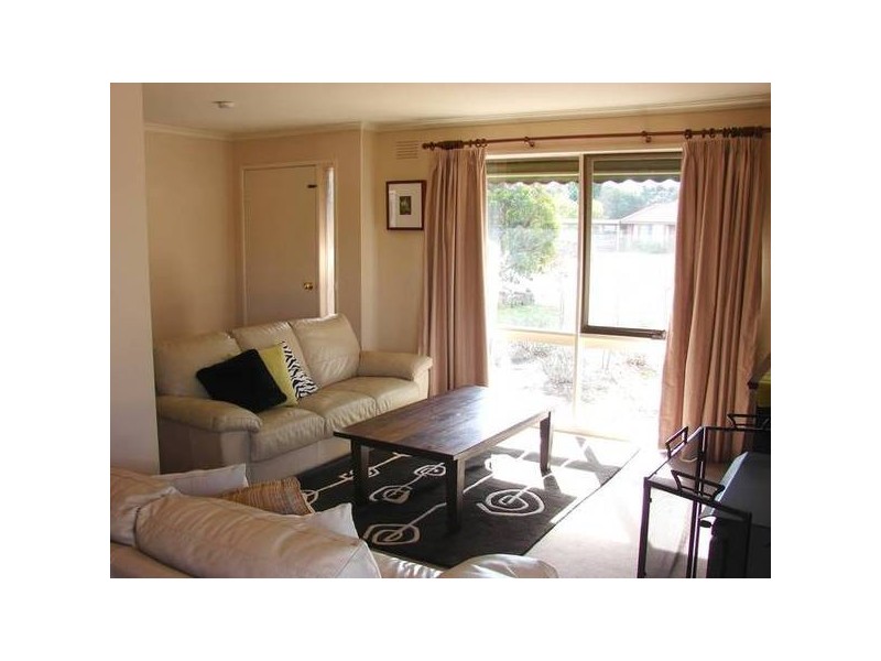 5 Monterey Court, Sunbury VIC 3429