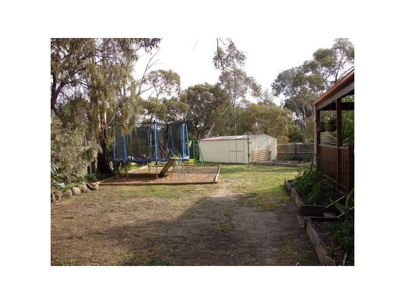 5 Monterey Court, Sunbury VIC 3429