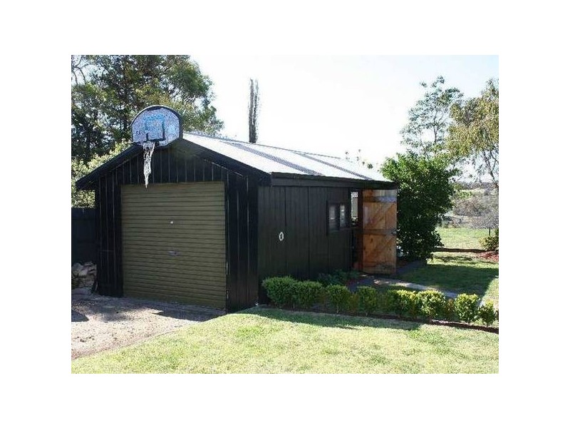 105 Harker Street, Sunbury VIC 3429