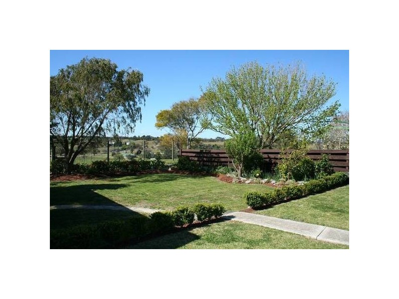 105 Harker Street, Sunbury VIC 3429