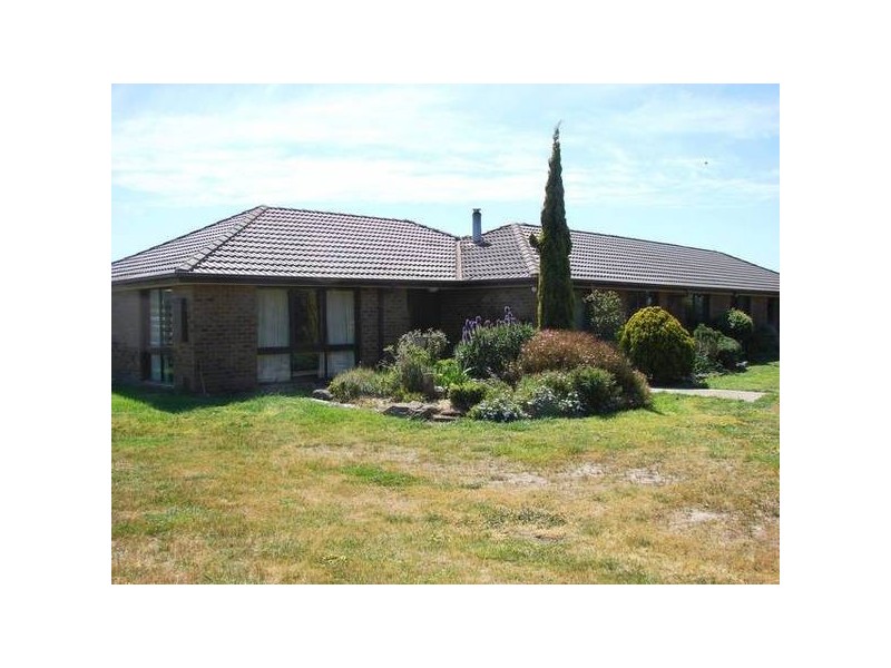 85 Palmer Road, Sunbury VIC 3429