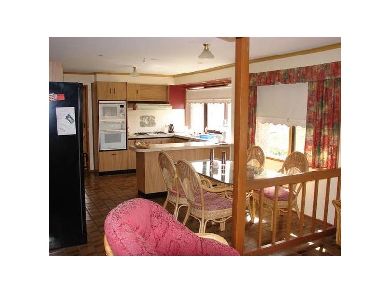 85 Palmer Road, Sunbury VIC 3429