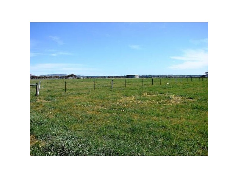 85 Palmer Road, Sunbury VIC 3429