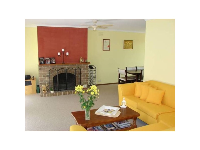 1 Balliol Common, Sunbury VIC 3429