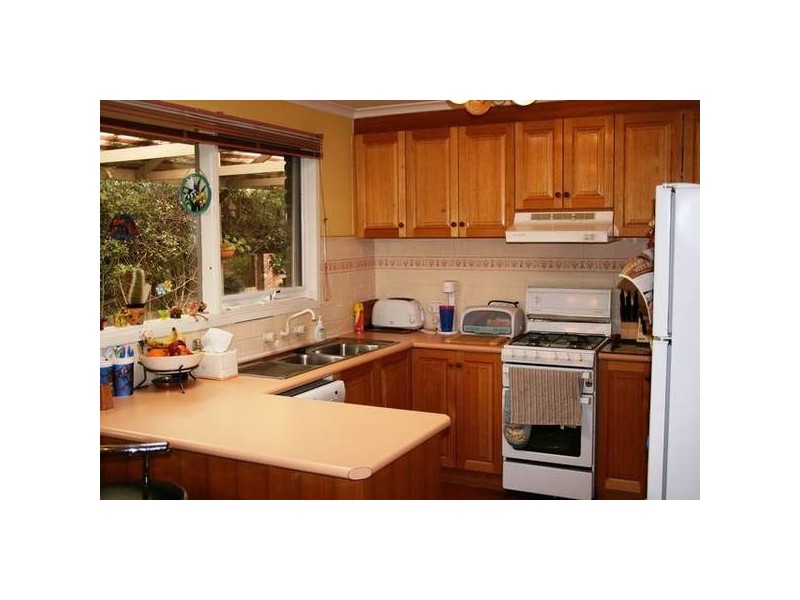 25 Gilchrist Crescent, Sunbury VIC 3429