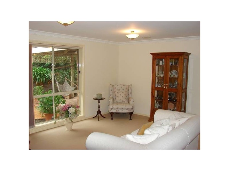 4 Baker Rise, Sunbury VIC 3429