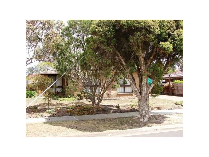 46 Deakin Street, Sunbury VIC 3429