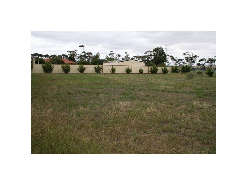 10 Punjel Drive, Diggers Rest VIC 3427