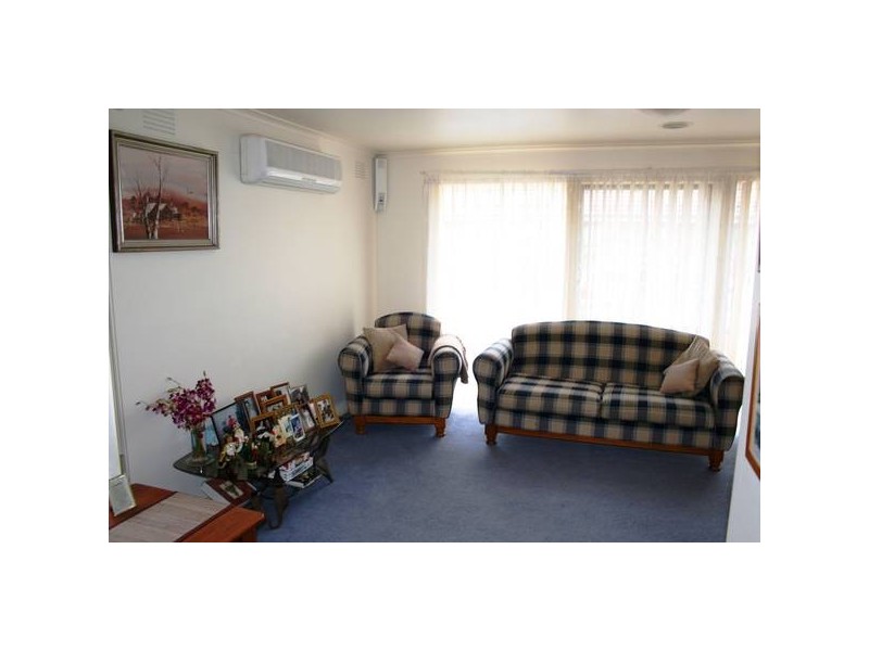 5 Carnarvon Court, Sunbury VIC 3429