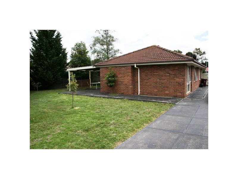 5 Carnarvon Court, Sunbury VIC 3429