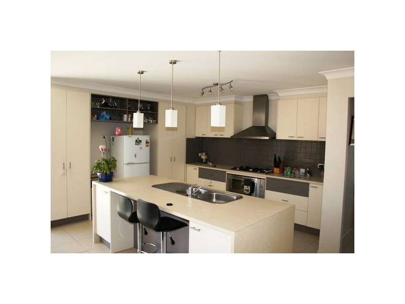 21 Ironbark Drive, Sunbury VIC 3429