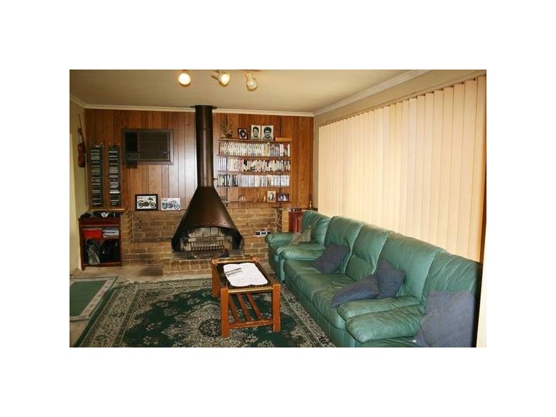 13 Darwin Street, Sunbury VIC 3429