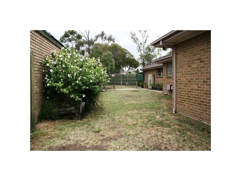 13 Darwin Street, Sunbury VIC 3429