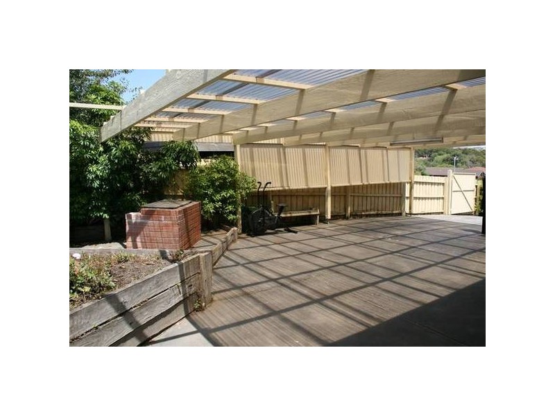 213 Elizabeth Drive, Sunbury VIC 3429