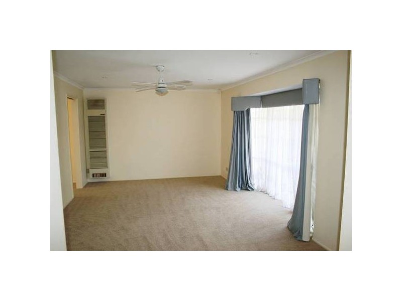 213 Elizabeth Drive, Sunbury VIC 3429