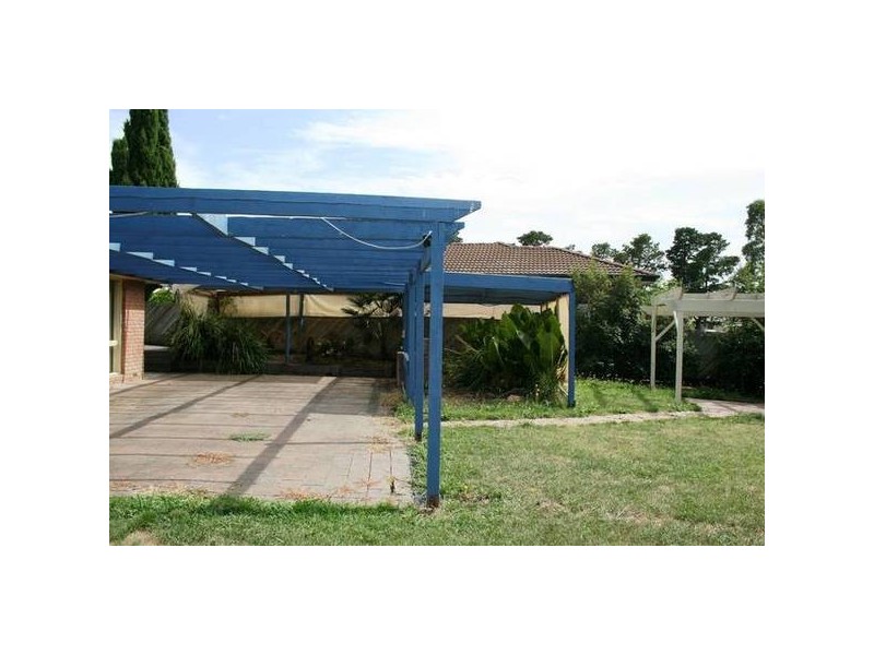 31 Notre Dame Drive, Sunbury VIC 3429