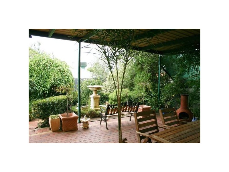 72 Gap Road, Sunbury VIC 3429