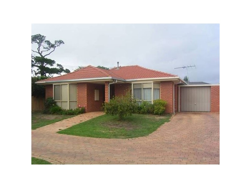 1/36 Darbyshire Street, Sunbury VIC 3429