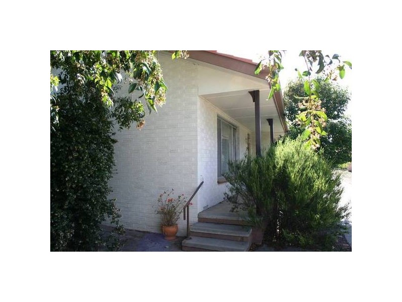 1-5/24 Barkly Street, Sunbury VIC 3429