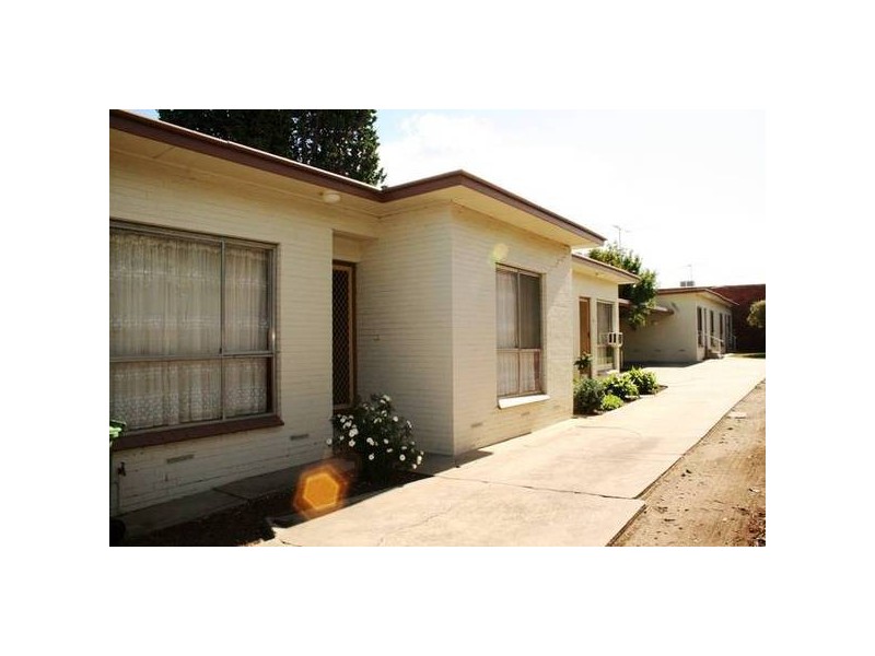 1-5/24 Barkly Street, Sunbury VIC 3429